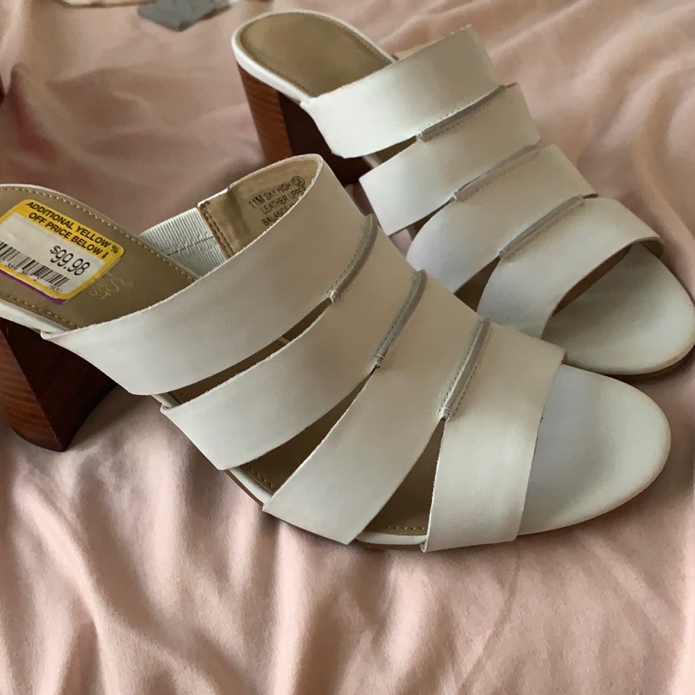 White aerosoles heels